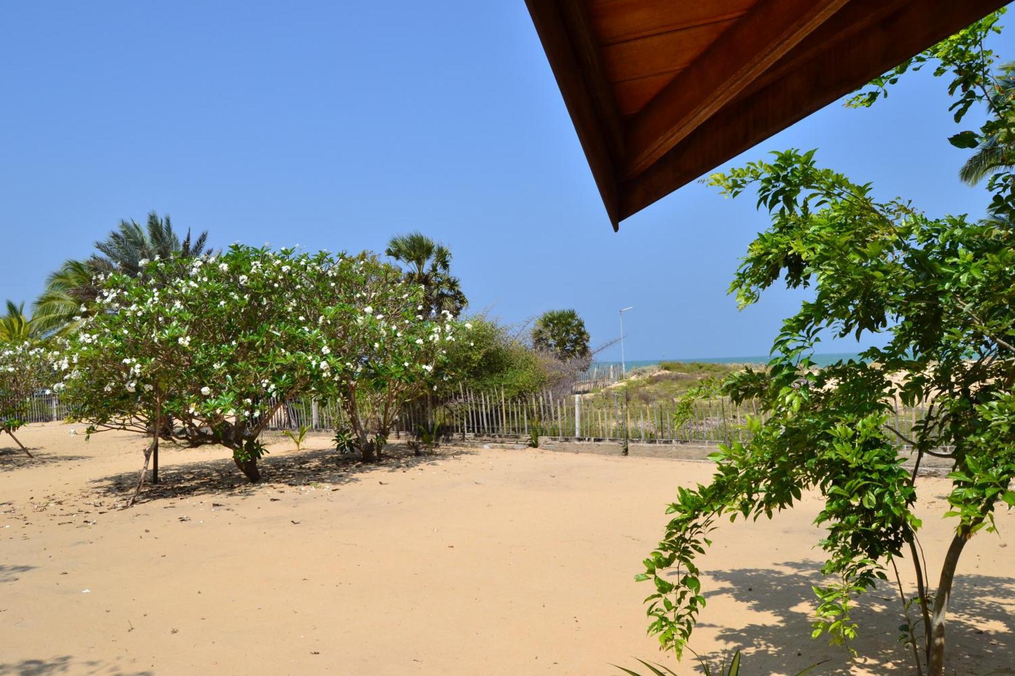 Nirukthie Beach Resort & Restaurant Kalpitiya Dış mekan fotoğraf