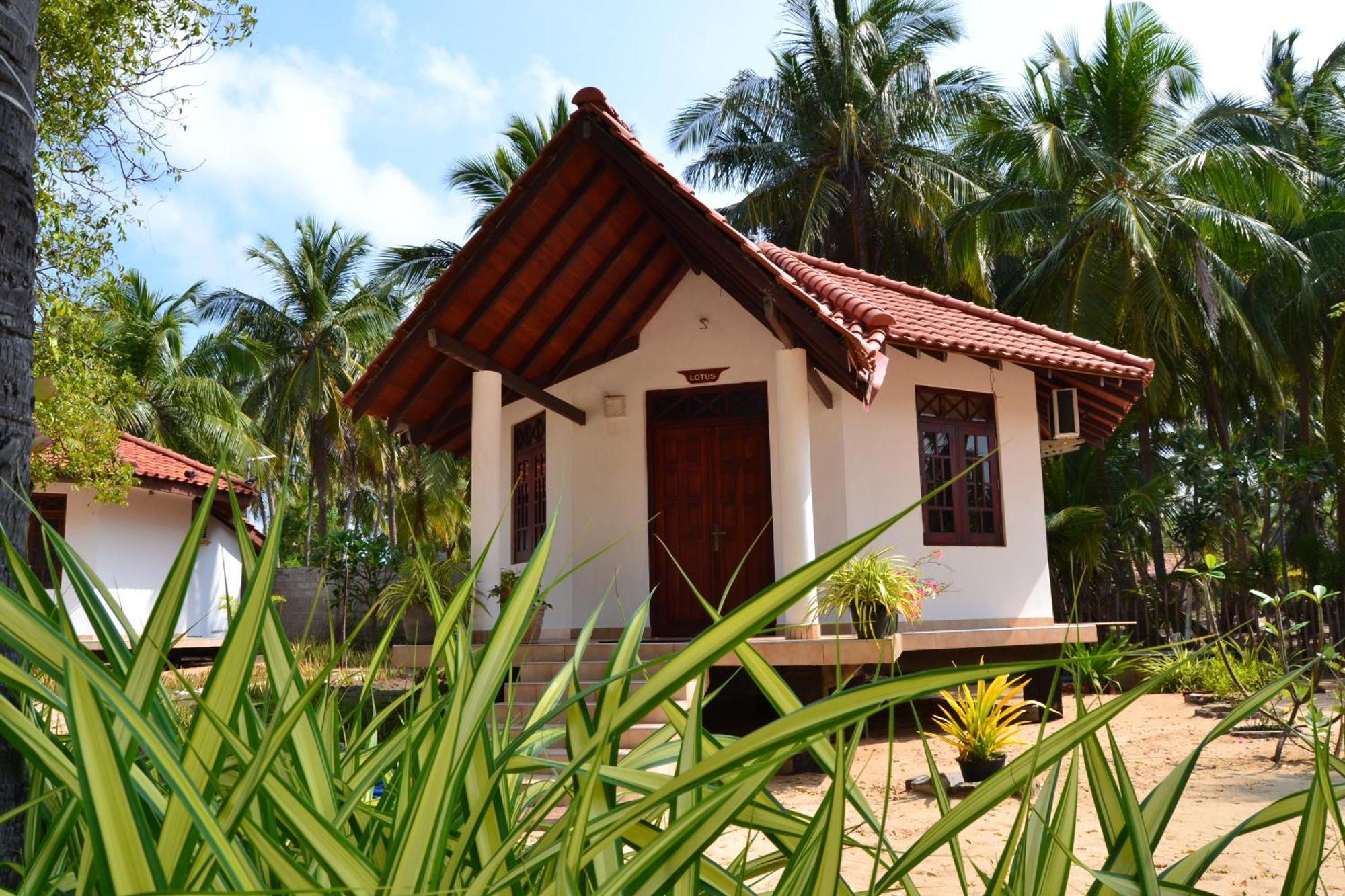 Nirukthie Beach Resort & Restaurant Kalpitiya Dış mekan fotoğraf